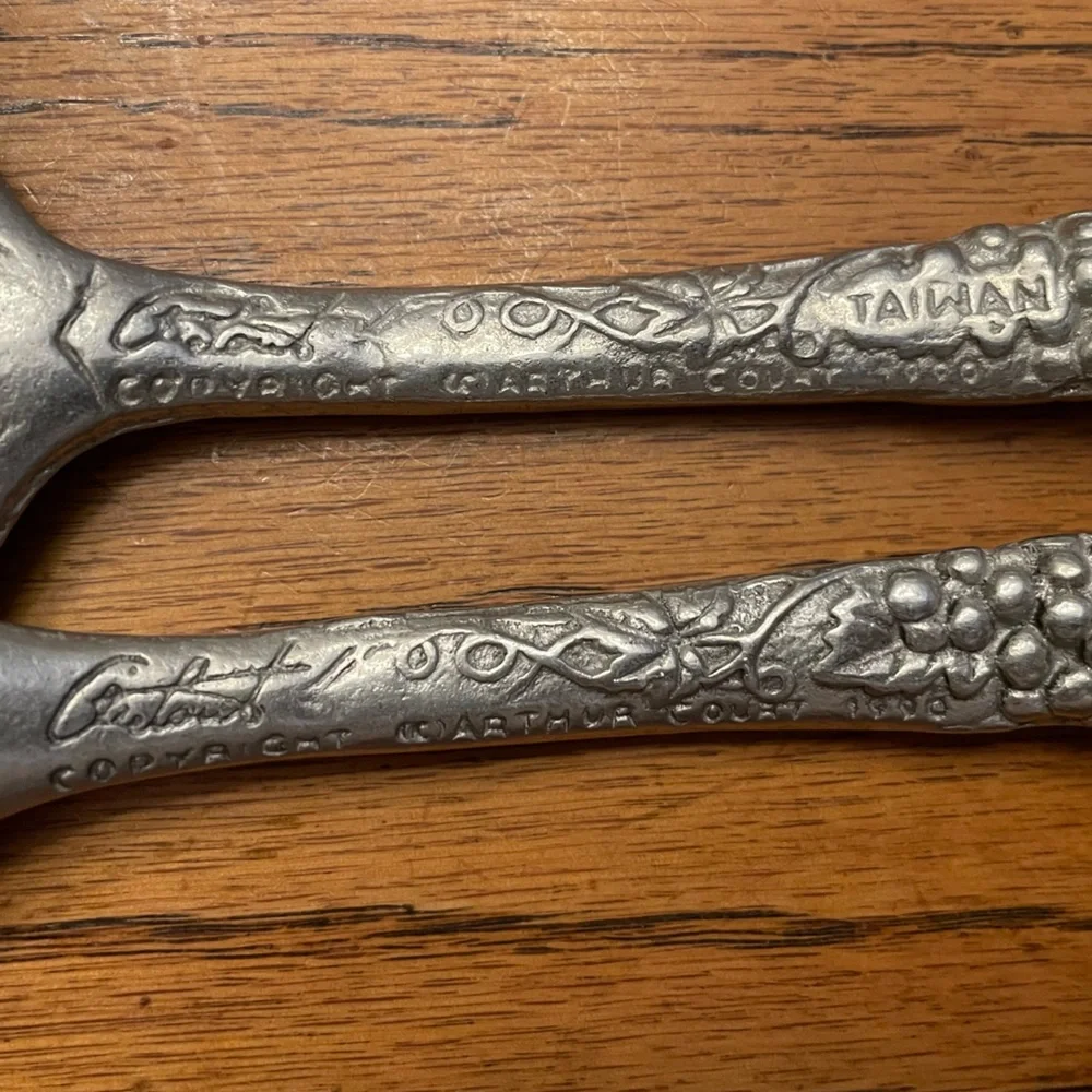 Vintage Arthur Court grapevine salad servers - 1990. See pics